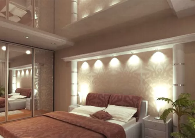 Установка цветных натяжных потолков